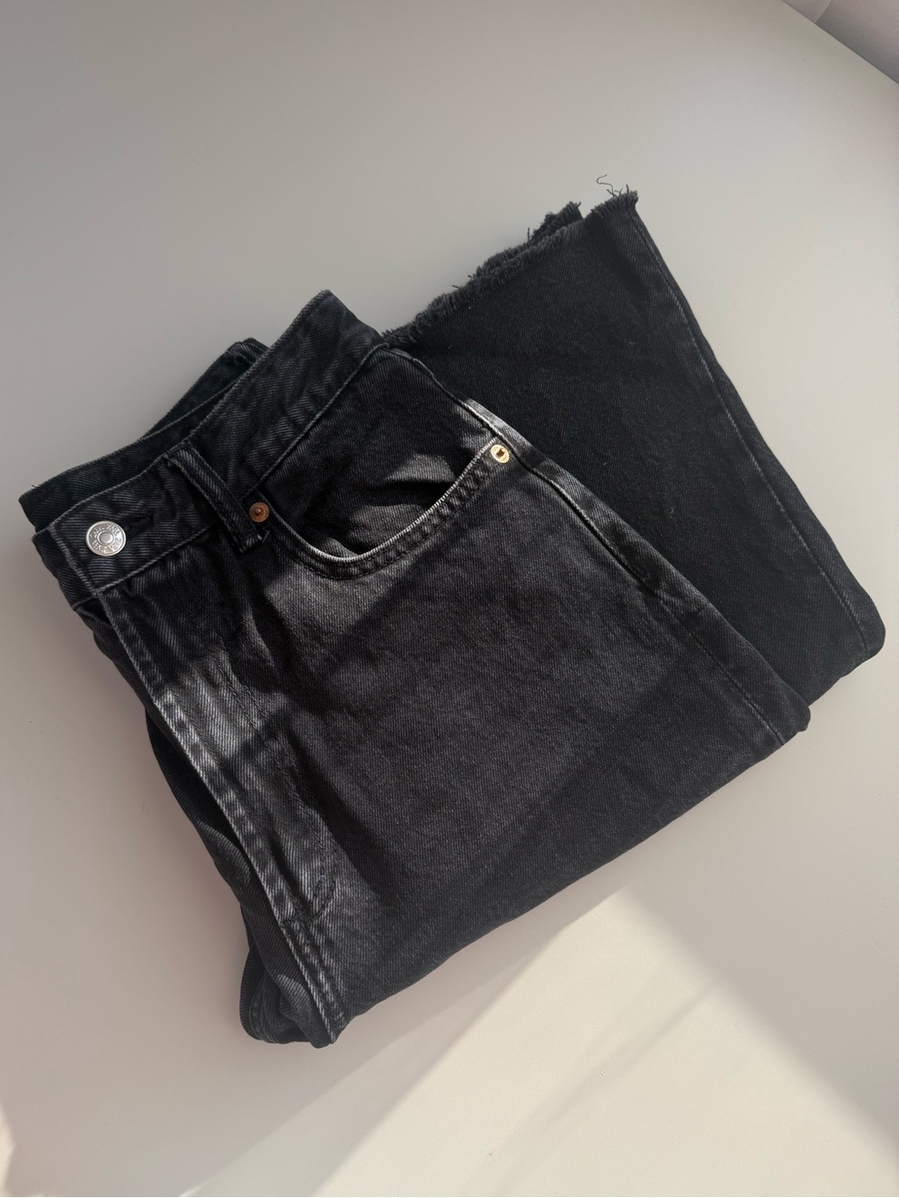 ZARA High-Waisted Black Straight-Leg Jeans, Size EUR 38 / US 6
